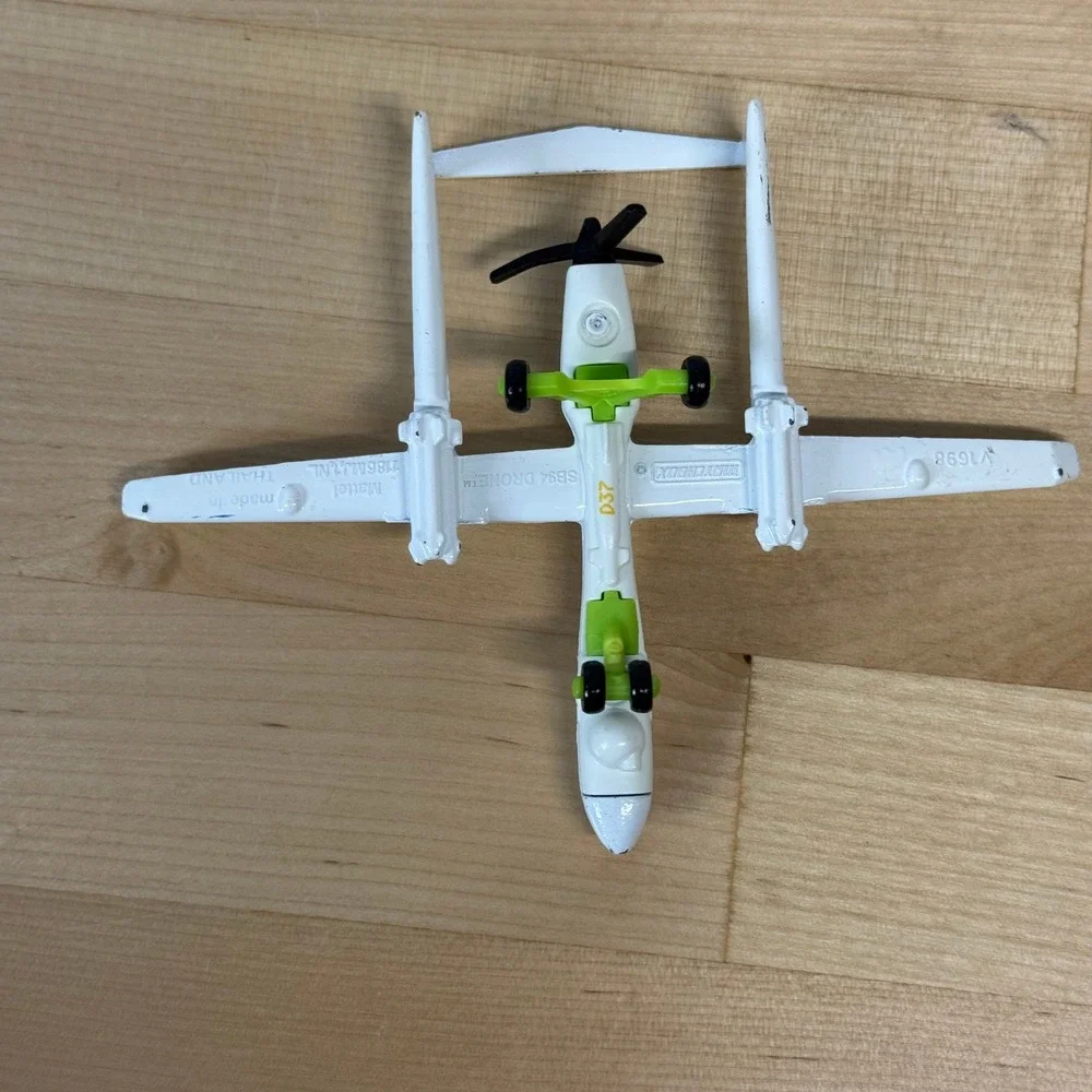Matchbox Sky Busters SB94 Drone White Green United Alliance 94 Diecast Plane